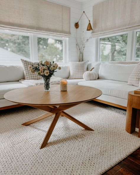 Friday morning stills of our (clean) serene sunroom. Happy Friday, friends🤍 #sunroom #cozyhome #casualliving #livebeautifully #sodomino #myhousebeautiful #myhouseandhome #whitedoneright #whiteinterior Tiny Sunroom, Small Sunroom, Happy Friday Friends, Live Beautifully, Bathroom Reno, Friday Morning, Bathroom Renos, White Interior, What You Think