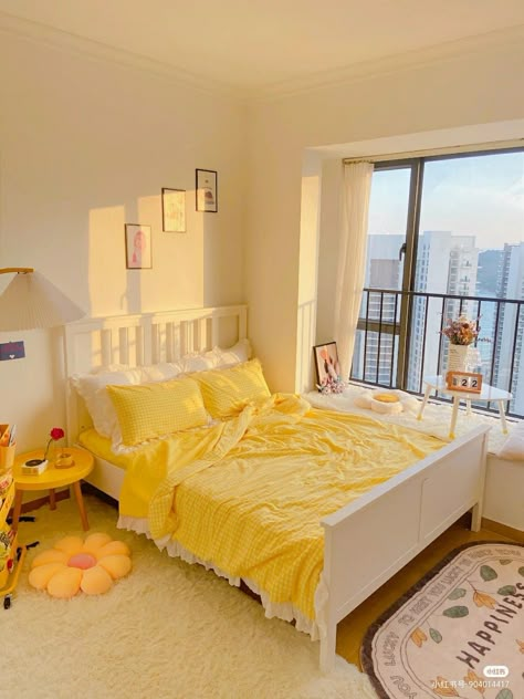 Bedroom Decor Minimalist, Yellow Room Decor, Hiasan Bilik Tidur, Minimalist Bedroom Decor, Yellow Room, Dekorasi Kamar Tidur, Pastel Room, Yellow Bedroom, Study Room Decor