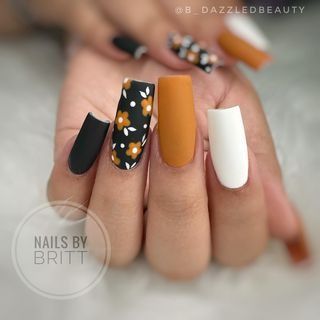 fall nails • Instagram Sassy Nails, Orange Nails, Fall Makeup, Fall Nails, Rich Color, Orange, Nails, Instagram, Autumn Make Up