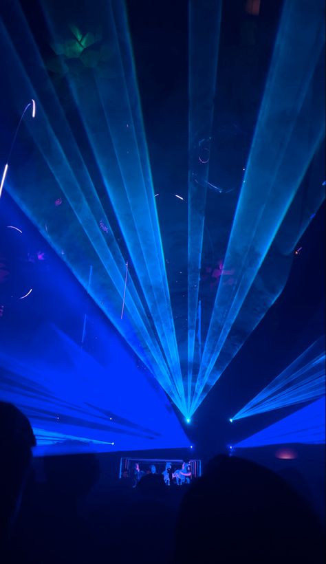 vibey rave concert party lasers aesthetic Rave Lasers Aesthetic, Laser Lights Aesthetic, Rave Party Tekno, Lasers Aesthetic, Rave Party Aesthetic, Rave Pictures, Rave Theme, Playlist Photos, Rave Art