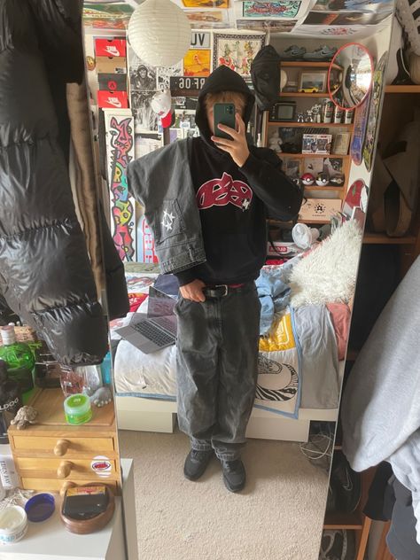 Black Bape Hoodie Outfit, Bape Jeans Outfit, Polar Big Boys Outfit, Baggy Style Boys, Hoodie Oversized Outfit, Air Max 90 Outfit Mens, Black Hoodie Outfit Men, Hype Beast Outfits, Palace Outfit