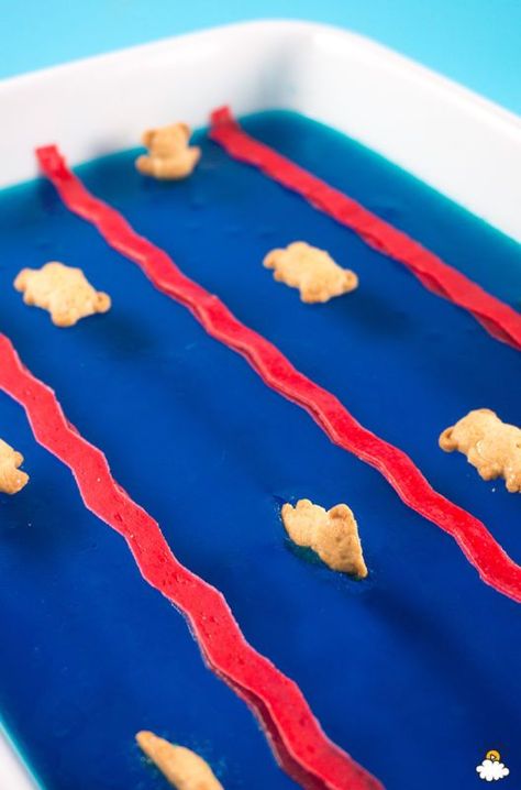 Olympics Party Ideas, Olympic Desserts, Olympic Vbs, Olympic Party Food, Olympic Snacks, Olympic Party Games, Summer Olympics Crafts, Summer Olympics Party, Olympic Food