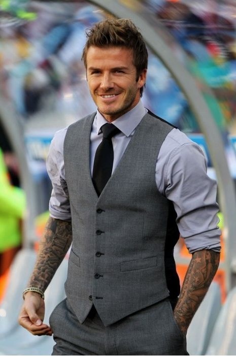 David Beckham Savile Row Suit, Workout Man, A Man In A Suit, Man In A Suit, Clothing Male, Party Attire, Groomsmen Attire, Man Fashion, Sharp Dressed Man