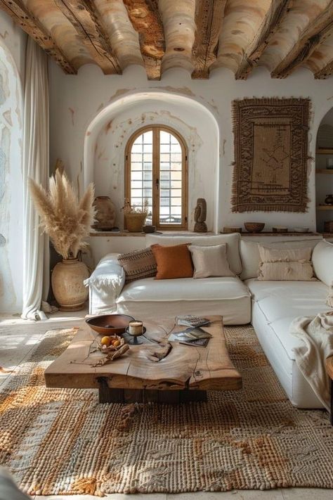 Modern Moroccan Decor Living Room, Hacienda Living Room, Boho Living Rooms, Spanish Style Home Interior, Boho Chic Interior Design, Bohemian Chic Home, Boho Style Interior, Boho Living Room Ideas, Spanish Home Decor