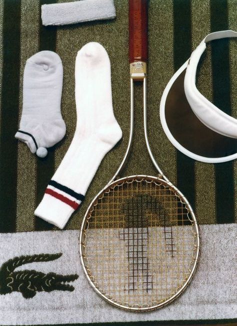 Tennis Aesthetic Vintage, Tennis Crafts, Mode Tennis, Lacoste Vintage, Tennis Photography, Tennis Pictures, Tennis Aesthetic, Tennis Party, Tennis Equipment