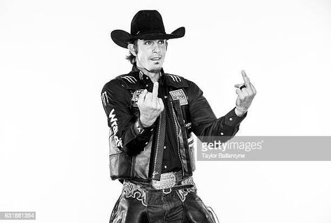 Tobias And Guy Comic, Jb Mauney, Rodeo Cowboys, Bull Riders, Goofy Pictures, Bull Riding, Country Men, Cute N Country