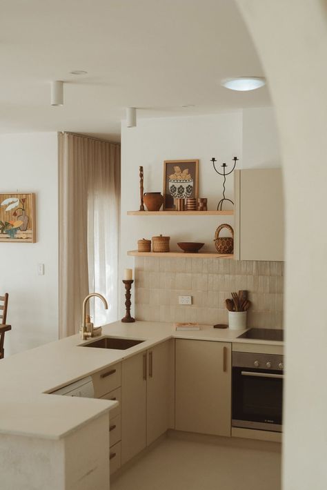 Tile in neutral kitchen. Cream Kitchen Tile, Tan France Kitchen, Tile Kitchen Counter, Small Neutral Kitchen, All Cream Kitchen, Tiny Kitchen Interior Design, Small Cream Kitchen, Neutral Tile Backsplash Kitchen, Kitchen With Beige Tiles