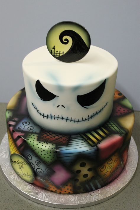 Nightmare Before Christmas Cake, Pasteles Halloween, Airbrush Cake, Halloween Weddings, Nightmare Before Christmas Wedding, Jack The Pumpkin King, Jack Skeleton, Gateaux Cake, Halloween Cake