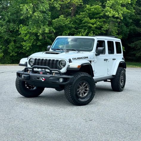 Jeep Wrangler Rubicon 2024, Jeep Wrangler Unlimited Rubicon, Jeep Rubicon, Jeep Wrangler Rubicon, Garage Design, Wrangler Unlimited, Jeep Wrangler Unlimited, Car Club, Vroom Vroom