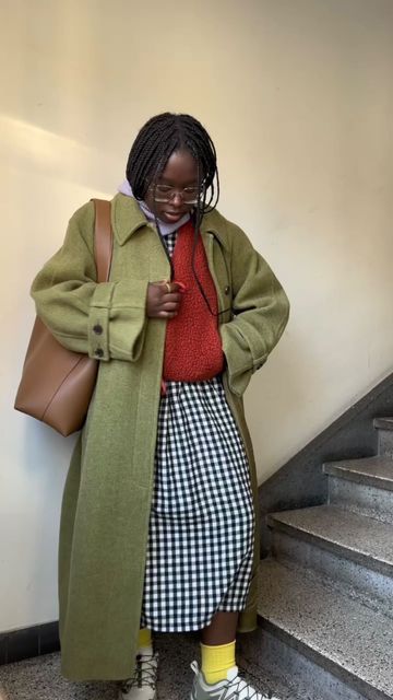 dahana on Instagram: "what I wore this week… colorful and comfy outfits 💗💐" Colorful Winter Outfits Plus Size, Thrifted Fall Outfits Plus Size, Colour Winter Outfit, Autumn Outfits Colourful, Colorful Outfits Winter, Colorful Fall Outfits 2023, Layered Outfits Plus Size, Comfy Colorful Outfits, Winter Outfits Aesthetic Plus Size