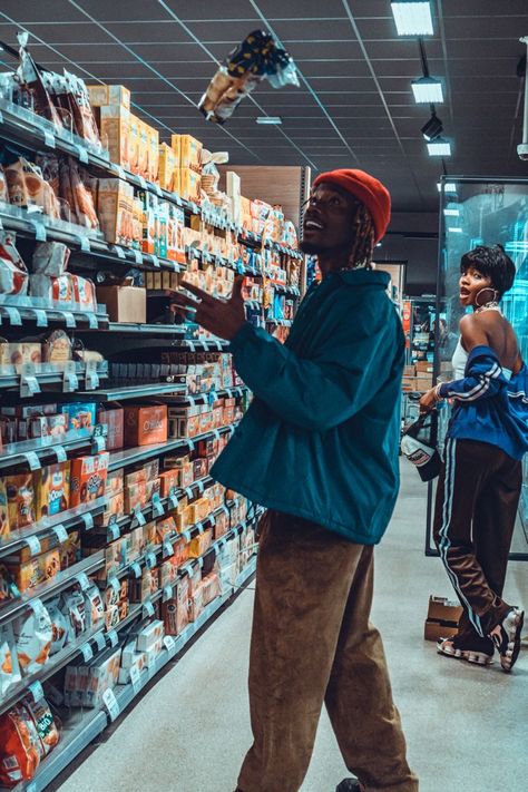 Convenience Store Photo Shoot, Convenience Store Photoshoot, Gas Station Photoshoot, Duo Photography, Vintage Shoot, Denim Photoshoot, Black Friends, Black Magazine, Corner Shop