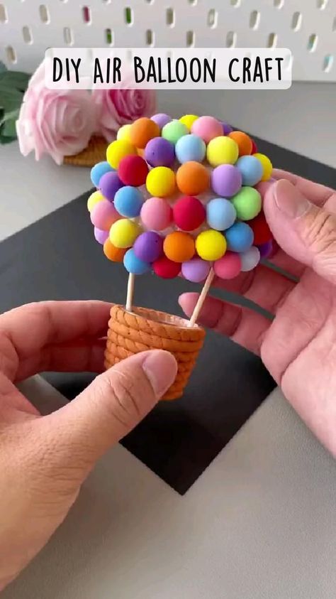 Resipi Kek, Balloon Crafts, Diy Paper Crafts Decoration, Diy Crafts Paper Flowers, Fondant Figures, Diy Crafts For Kids Easy, Fun Easy Crafts, Diy Creative Crafts, Paper Crafts Diy Tutorials