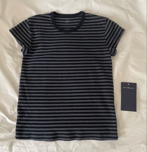 Brandy Melville Striped Zelly Top, Brandy Striped Shirt, Brandy Melville Striped Shirt, Brandy Melville T Shirt, Basic Tops Aesthetic, Brandy Melville Shirts & Tops, Brandy Melville Outfits Summer, Brandy Melville Tshirt, Brandy Shirt