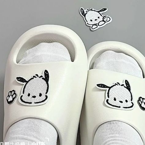 Sanrio Clothes, Cute Slippers, Hello Kitty Items, Cool Tones, Korean Outfits, Sock Shoes, Cute Shoes, Things To Buy, Girly Things