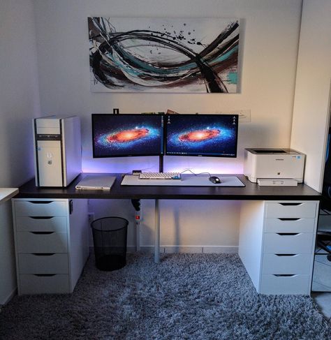 https://flic.kr/p/TRKuD6 | minimalsetups: 📷 - u/flasht If you don’t already, follow MinimalSetups on Instagram. http://bit.ly/2p1i2WH | @designeour : minimalsetups: 📷 - u/flasht If you don’t already, follow MinimalSetups on Instagram. bit.ly/2p1i2WH (via Twitter twitter.com/designeour/status/855218180456947714) Gamer Room Diy, Ikea Alex Desk, Steam Gaming, Alex Desk, Desk Diy, Computer Desk Setup, Home Office Computer Desk, Pc Gaming Setup, Corner Computer Desk