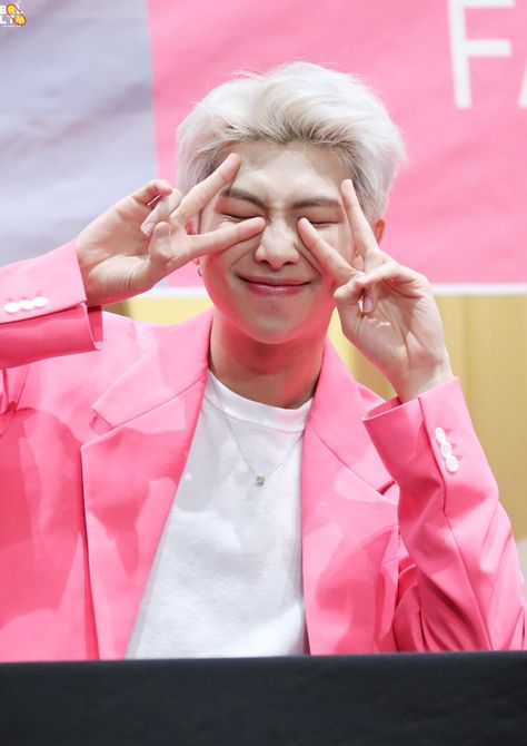 bts pics on Twitter: "• #BBMAsTopSocial BTS @BTS_twt •… " Army Love, Bts Rm, Pink Themes, Motivational Speeches, Sound Waves, Bts Twt, Pink Outfit, Pink Aesthetic, Kim Seokjin