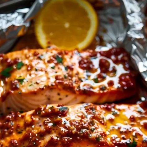 Whole Grain Mustard, Honey Mustard Salmon, Garlic Honey, Salmon In Foil, Mustard Salmon, Honey Salmon, Salmon Fillet, 2024 Recipes, Butter Honey