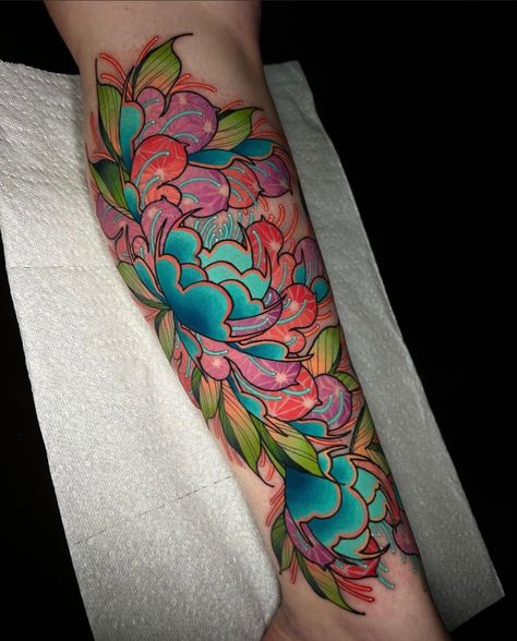 Large Color Tattoo, Bright Japanese Tattoo, Kawaii Half Sleeve Tattoo, Bright Flower Tattoos For Women, Colorful Calf Tattoos For Women, Large Colorful Tattoos, Bright Floral Tattoo, Sleeve Tattoos For Women Colorful, Sleeve Tattoos Colorful