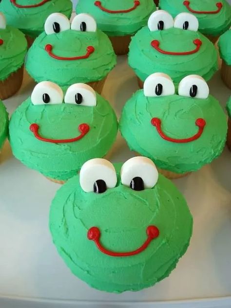 13+ Frog Themed Baby Shower Ideas 2023 Froggy Cupcakes, Frog Party Ideas, Lamb Cupcakes, Frog Cupcakes, Frog Baby Showers, Frog Birthday Party, Frog Party, Frog Birthday, Themed Baby Shower Ideas