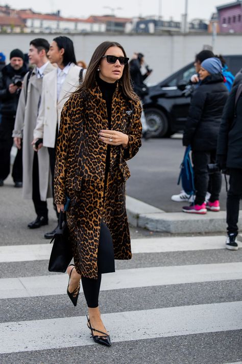 How To Wear Leopard Print, Even If You’re A Minimalist | British Vogue Leopard Coat Street Style, Leopard Print Coat Outfit, Leopard Coat Outfit, Leopard Coat, Leopard Print Coat, Silk Print Dress, Print Coat, Coat Outfits, Leopard Print Dress