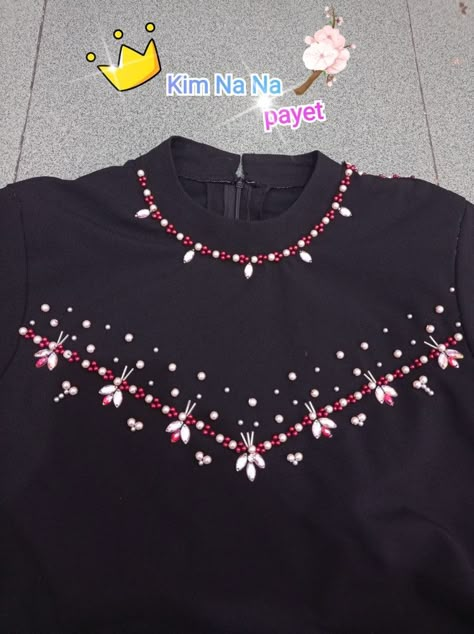 Rangkaian Payet swaroski dan mutiara Payet Lengan Baju Simple, Payet Dada Mutiara Dress, Payet Di Pinggang, Payet Leher Mutiara Simple, Payet Leher Simple, Model Payet Mutiara Di Pinggang, Pola Payet Leher, Motif Payet Simple, Payet Manset Lengan