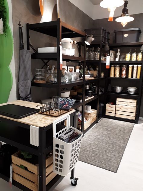 Ikea Workshop Ideas, Ikea Bror Ideas, Ikea Bror Garage, Ikea Bror Hack, Ikea Garage Organization, Ikea Bror, Florist Studio, Garage Storage Inspiration, Workspace Studio