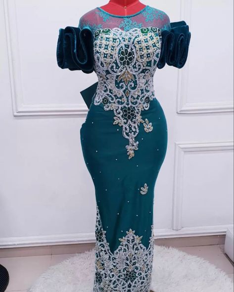 George Gown Styles For Women, Latest George Gown Styles, Asoebi George Styles For Wedding, George Asoebi Styles, George Asoebi Gowns, Kampala Gown Styles For Ladies, African Bridal Dress, Nigerian Lace Styles, African Lace Styles