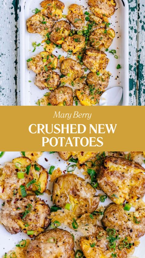 Mary Berry Crushed New Potatoes Olive Oil Potatoes, British Potato Recipes, Crushed New Potatoes, Petit Potatoes Recipe, Petite Medley Potatoes Recipe, White Potato Recipes, Marry Berry Recipes, Potato Ideas, Baby Potato Recipes