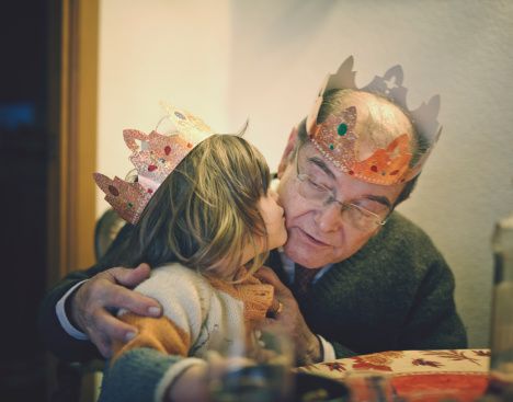 Grandfather and granddaughter Grandfather And Granddaughter, Grandpa And Granddaughter, A Man Called Ove, Dream Family, Nyc Aesthetic, Girl Dad, Dad Life, Old People, Baby Life