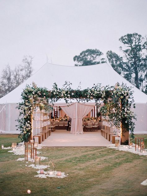 Outdoor Tent Wedding, Tent Wedding Reception, Backyard Tent, Wedding Setup, Rustic Wedding Decorations, Field Wedding, Wedding Reception Ideas, Tented Wedding, Tent Decorations