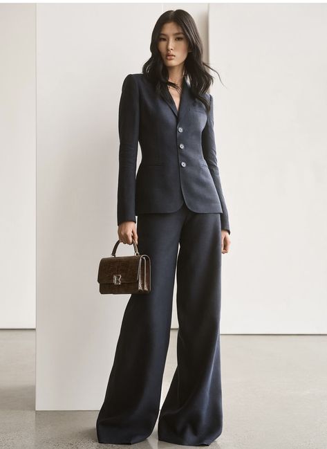 Ralph Lauren Women Suit, Ralph Lauren Style Classy, Elegant Office Outfit, Ralph Lauren Fashion Show, Wedding In September, Bailey Zimmerman, Ralph Lauren Looks, My Woman, Dinner Party Outfits