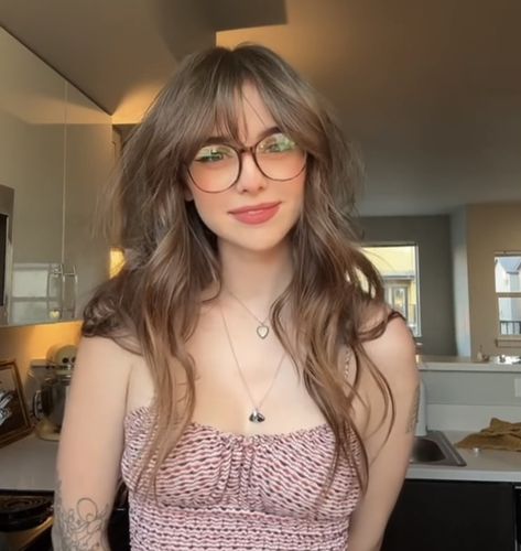 90 Haircuts Women, Bangs And Round Glasses, Long Bardot Bangs, Light Wispy Bangs With Layers, Bangs For Brunettes, Hairstyles For Long Hair And Round Face, Face Framing Hair Round Face, Bangs With Crimped Hair, Long Hair And Bangs Round Face