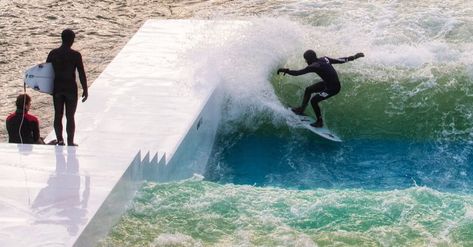 No coastline? No problem with the eco-friendly floating Unit Surf Pool Spiritual Chakras, Surf Pool, Kelly Slater, Wave Pool, Surfing Photography, Digital Trends, Wakeboarding, Backyard Pool, New Wave