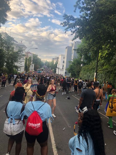 Notting Hill Carnival Outfit, Bsf Activities, London Carnival, Carnival London, Ladbroke Grove, Carnival Outfit, Notting Hill Carnival, Uk Summer, Summer Lifestyle