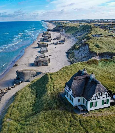 Denmark Landscape, Seaside House, Denmark Travel, Virtual Travel, Visual Board, Life Is A Journey, Lonely Planet, Scandinavia, Travel Around The World