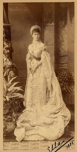 Elizabeth Feodorovna, Court Gown, Ceremonial Dress, House Of Romanov, Alexandra Feodorovna, Romanov Dynasty, Princess Alice, Tsar Nicholas Ii, Court Dresses