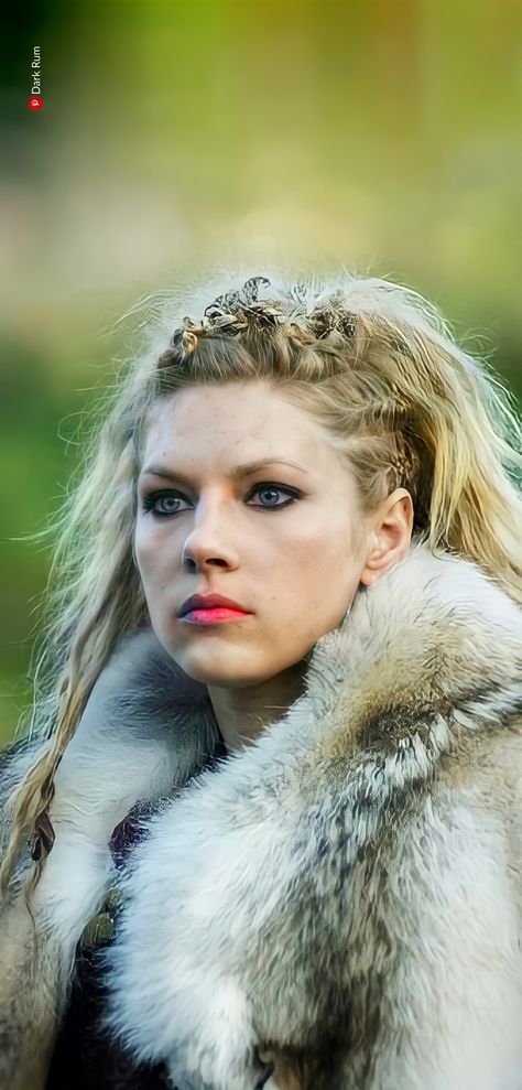 HD wallpaper of Lagertha from “Vikings”, click here to load more HD wallpapers of Lagertha… Lagertha Wallpaper, Lagertha Lothbrok, Lagertha Vikings, Lagertha Hair, Vikings Lagertha, Viking Warrior Woman, Viking Wallpaper, Viking Aesthetic, Vikings Tv Series