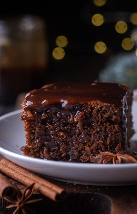 Vegan Ginger Cake, Sticky Gingerbread Cake, Vegan Date Cake, Ginger Spice Cake, Vegan Gingerbread Cake, Dairy Free Caramel Sauce, Healthy Trifle, Date Cake Recipe, Dairy Free Caramel