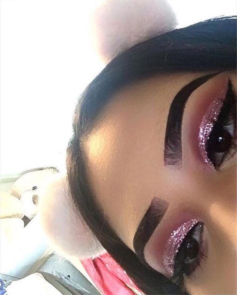 Makeup Looks For Black Women, Rosa Make-up, Quinceanera Makeup, Ideas For Makeup, Pink Eyeshadow Look, Haut Routine, Party Make-up, Makeup Artist Kit, Holiday Makeup Looks