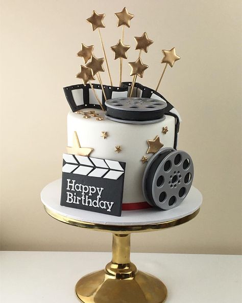 Hollywood Party Cake, Movie Theme Cake, Hollywood Theme Party Decorations, Movie Party Decorations, Hollywood Cake, Camera Cakes, Hollywood Birthday Parties, Film Cake, 9th Birthday Cake