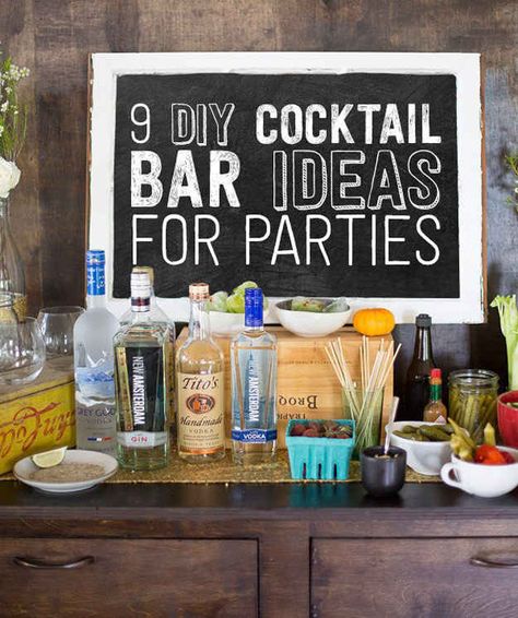 9 Ways To Set Up A DIY Drink Bar And Blow Your Friends' Minds Diy Drink Bar, Cocktail Bar Ideas, Diy Cocktail Bar, Ideas For Parties, Alcohol Bar, 21 Diner, Elegant Bar, Bar Setup, Diy Cocktails