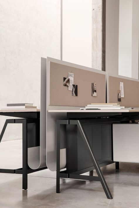 Italian Office Furniture, Workstation Table, Workstations Design, Office Table Design, Office Interior Design Modern, Modern Office Interiors, Office Space Design, Modern Office Design, Office Workstations