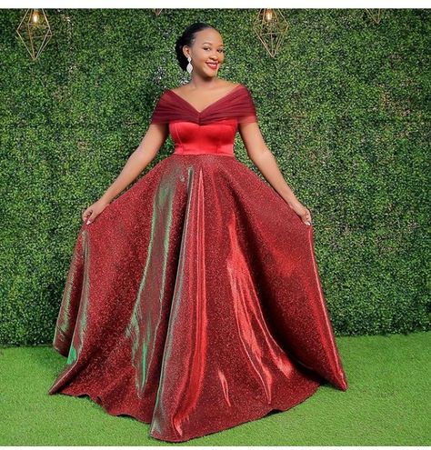 White Plus Size Dress, Bridesmaid Dresses Burgundy, Off Shoulder Bridesmaid, Off Shoulder Bridesmaid Dress, Lace Dress Classy, Dresses Burgundy, Fancy Short Dresses, Gorgeous Bridesmaid Dresses, Stylish Naija