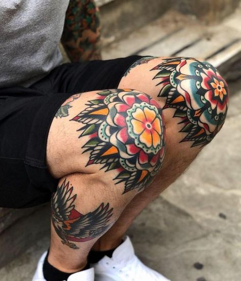 100 Best Traditional Tattoos Of All Time - TheTatt Traditional Tattoo Knee, Traditional Mandala Tattoo, Man With Tattoos, Traditional Tattoo Inspiration, Neotraditional Tattoo, Model Tattoo, Idea Tattoo, Traditional Style Tattoo, Traditional Sleeve