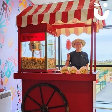 Candy Floss and Popcorn on the same Traditional Cart Hire Popcorn Cart, Wood Cart, Concession Stands, Old Bras, Drink Cart, Popcorn Machine, Stand Ideas, Concession Stand, Candy Floss