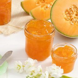 Ingredients: ● 3 cups chopped fresh cantaloupe ● 2 cups granulated sugar ● 1 tablespoons lemon juice ● 2 tablespoons powdered pectin ● 1/2 teaspoon vanilla extract Method: Cantaloupe Jelly Canning, Cantaloupe Jam Canning, Cantaloupe Canning Recipes, Cantaloupe Jelly Recipe, Melon Recipes Cantaloupe, Canning Cantaloupe Recipes, Canning Cantaloupe, Melon Jelly Recipes, Cantaloupe Jelly