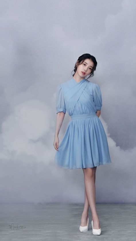 Iu Outfits, Iu Dress, Iu Gif, Iu Wallpaper, Iu Hair, Lee Jieun, Fashion Idol, Style Korea, 20s Fashion