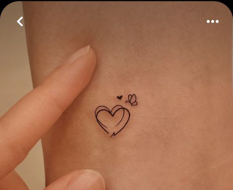 Miniature Tattoos, Tiny Heart Tattoos, Tiny Wrist Tattoos, Small Pretty Tattoos, Tasteful Tattoos, Petite Tattoos, Tatuaje A Color, Wrist Tattoos For Women, Small Hand Tattoos