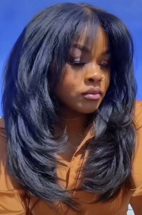 Short Layered Sew In Weave, Shag Haircut Black Woman, Relaxed Shag Haircut, Black Women With Bangs Hairstyle, 00s Haircut, Wigs With Bangs For Black Women, Wolf Cut Black Women, Bangs On Black Women, Bob With Bangs For Black Women