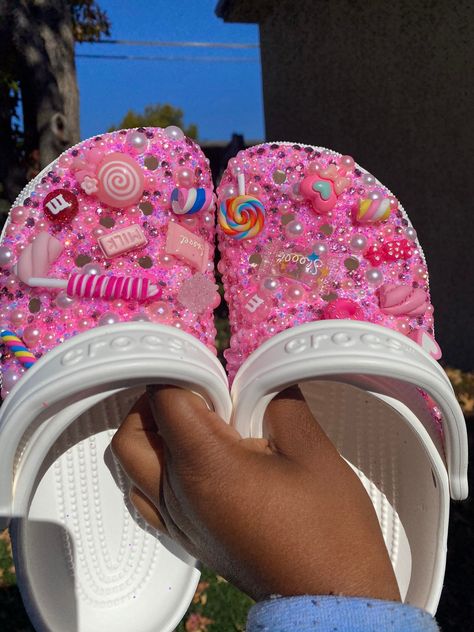 These crocs that I made are not only extremely comfortable and extremely fashionable all at the same time. They are custom made differently for each and every person so they're one of a kind. Custom Crocs Diy, Customized Crocs Shoes, Customize Crocs, Crocs Cute, Bedazzled Crocs, Cool Crocs, Crocs Aesthetic, Crocs With Charms, Women Crocs